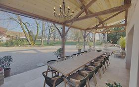 Domaine Saint Loup - 10Min Beaune